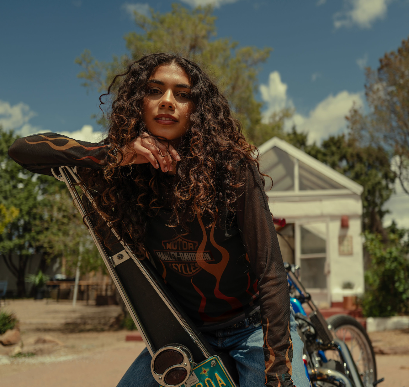 WOMEN'S TSHIRTS & SHIRTS